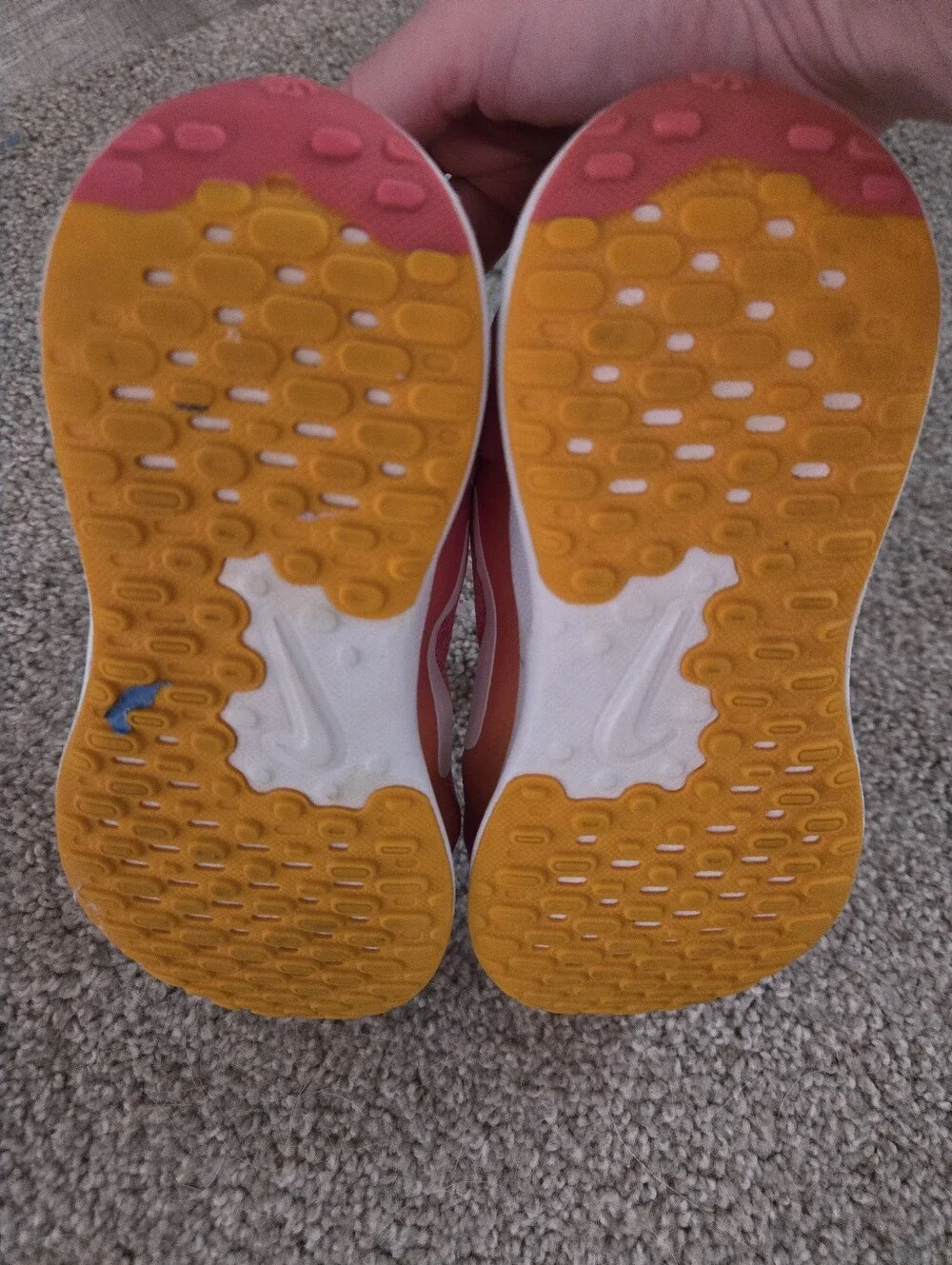Nike Revolution 7 GS 'Pinksicle' Kids 1.5Y